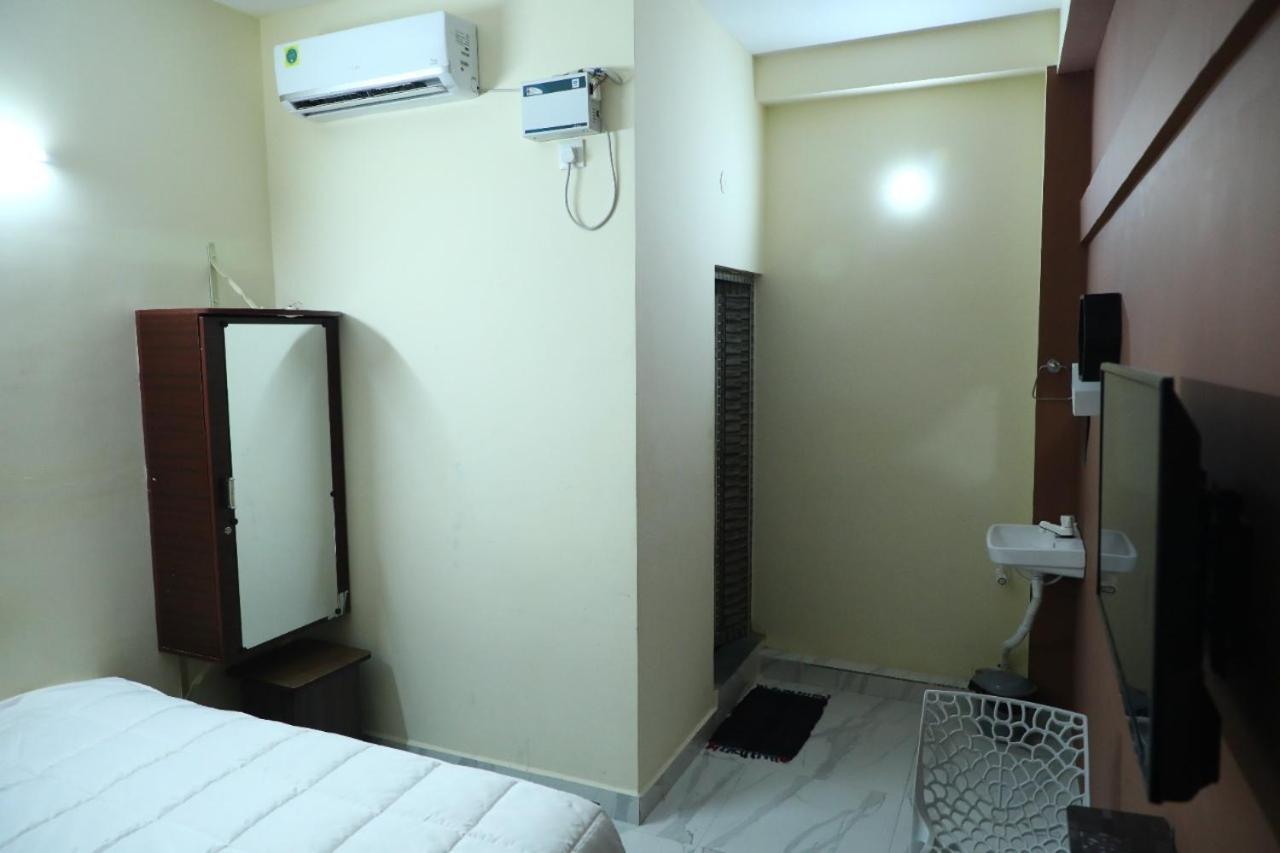 Babu Naidu Residency Apartment Vellore Ngoại thất bức ảnh